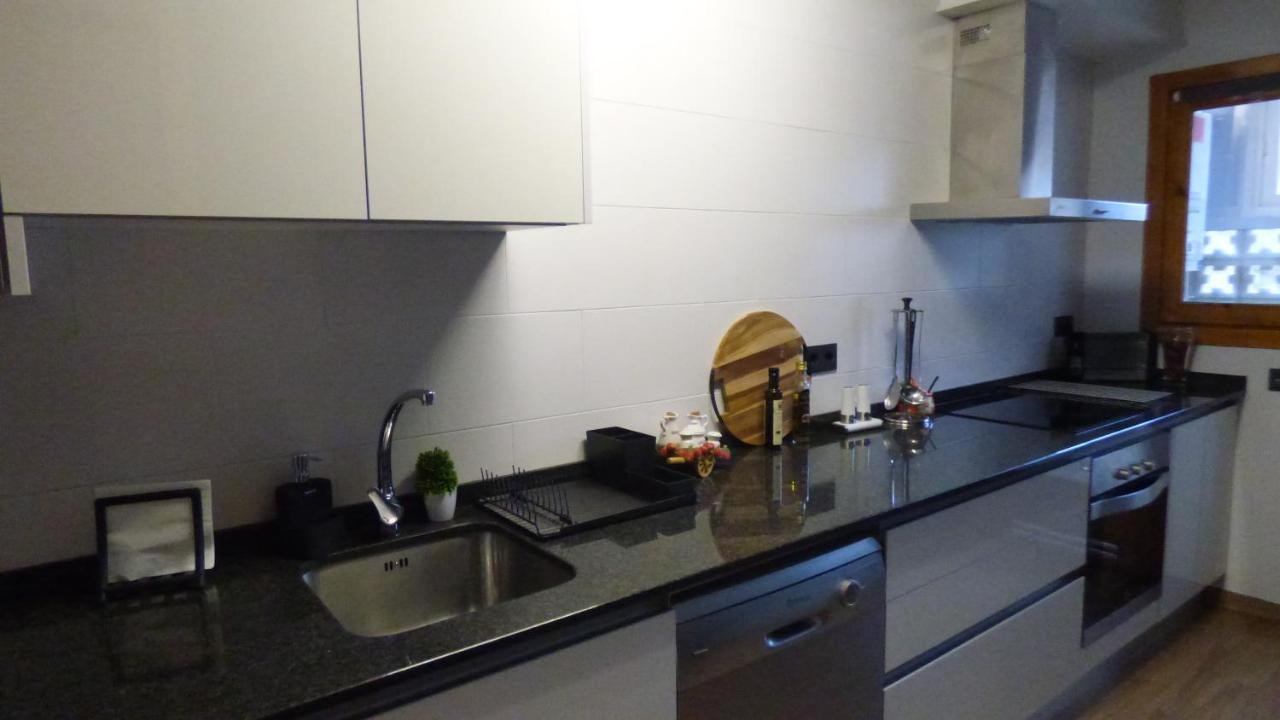 Parc Apartaments Rialp Ngoại thất bức ảnh