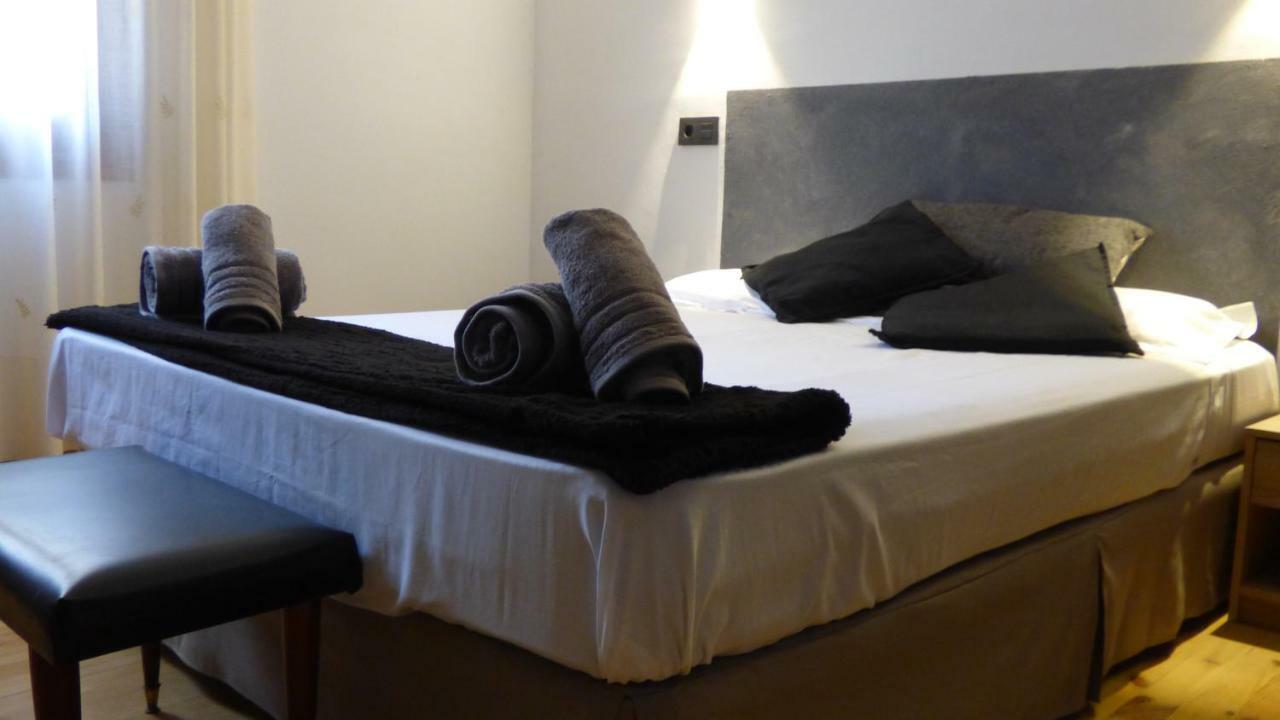 Parc Apartaments Rialp Ngoại thất bức ảnh